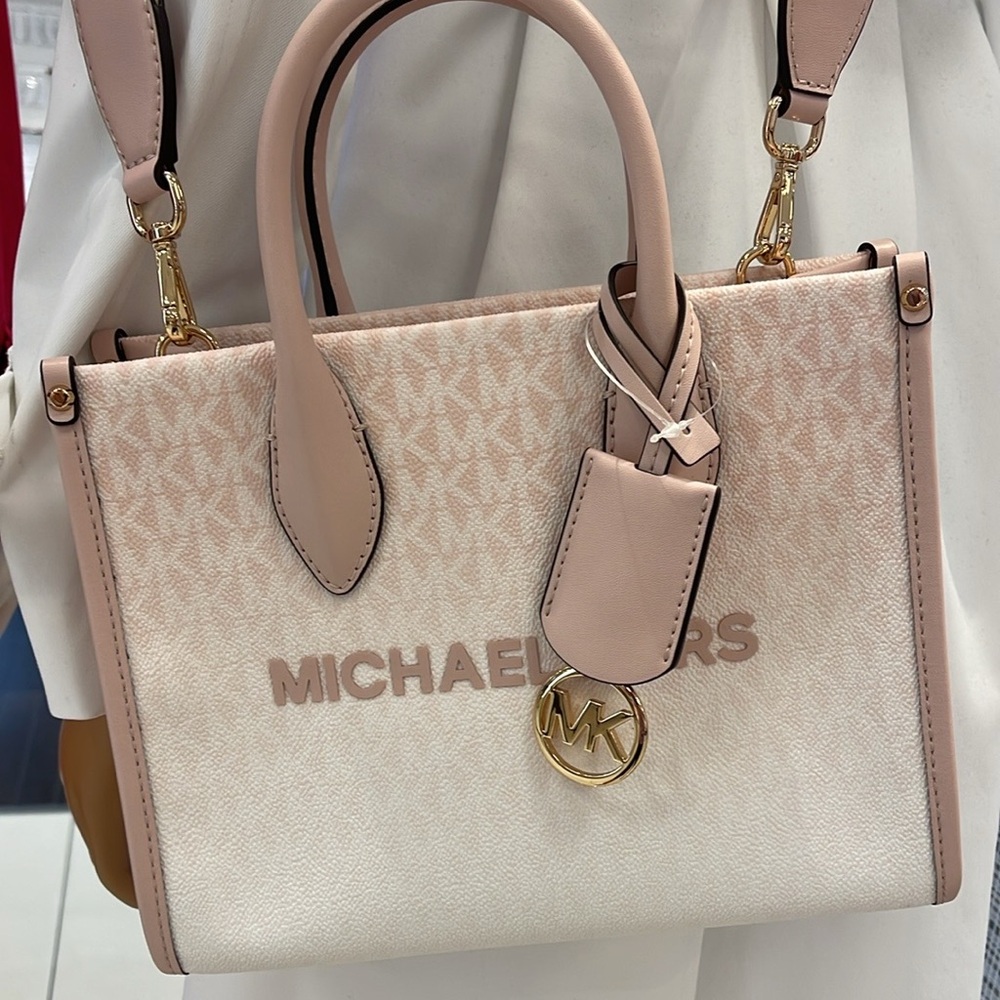 MICHAEL KORS Mirella Sm Ombré Signature Logo Crossbody SM SHOPPER TZ XBODY
Powde - Picture 1 of 16